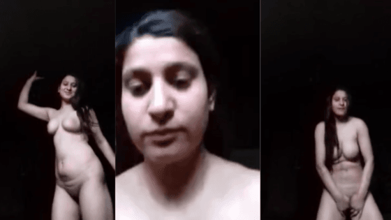 Image of Sensual Kashmiri Girl Stripping and Dancing Seductively-Linkdebhai2.in