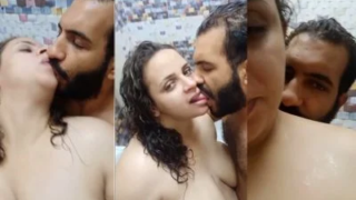 Image of Steamy Devar Bhabhi Bathroom Romp Leaked for Fun-Linkdebhai2.in