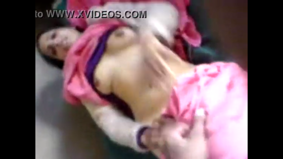 Image of Sultry Kashmiri Shy Girl Strips Naked-LinkDeBhai2.in