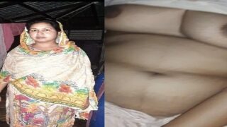 Image of Hot MILF strips nude before passionate sex-Linkdebhai.club