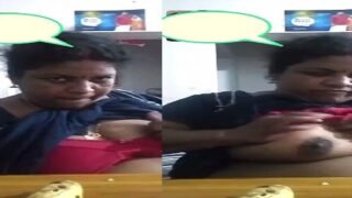 Image of Seductive Mallu aunty on video call enticing content-Linkdebhai.club
