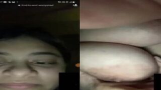 Image of Chubby girlfriend reveals cleavage in village sex chat-Linkdebhai.club