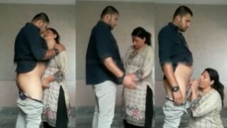 Image of Wife gives blowjob to her lover-Linkdebhai.club